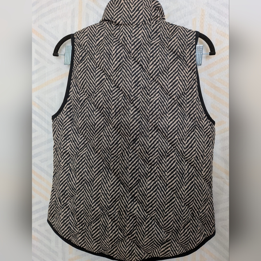 J.Crew Excursion Puffer Down Vest Herringbone Pat… - image 6